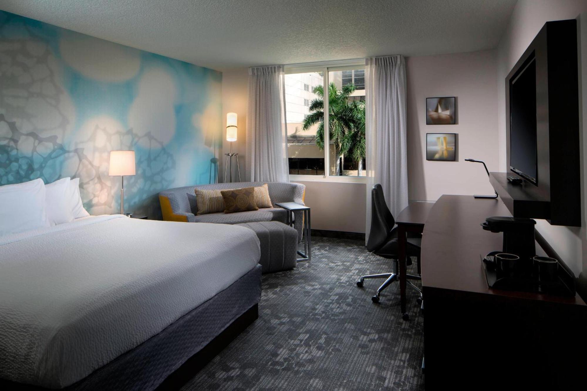 Hotel Courtyard Miami Dadeland à Glenvar Heights Extérieur photo