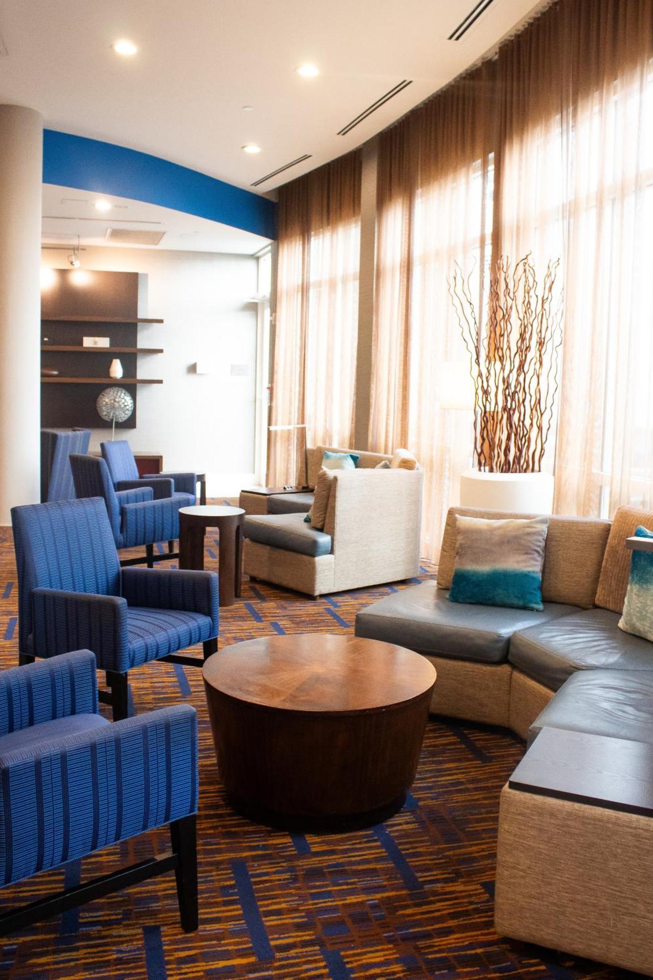 Hotel Courtyard Miami Dadeland à Glenvar Heights Extérieur photo